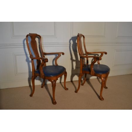 Set aus 10 dekorativen Esszimmerstühlen im Queen Anne Stil in fantastischem Zustand, ca. 1880