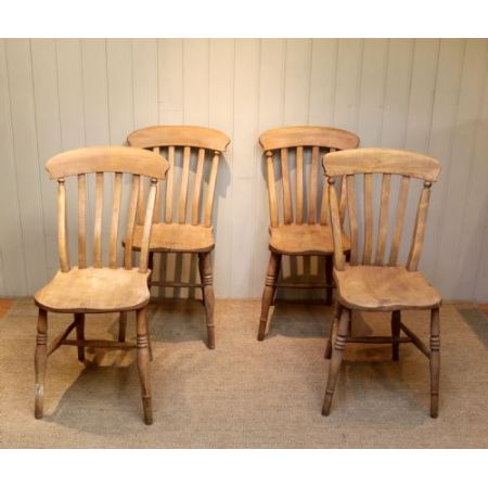 Antikes Set aus vier Buchenstühlen, ca. 1890