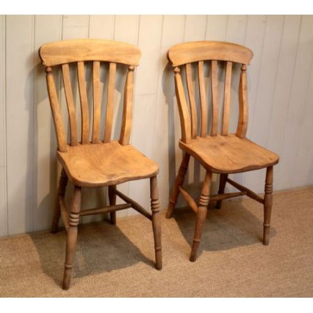 Antikes Set aus vier Buchenstühlen, ca. 1890