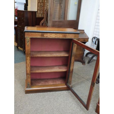 Kleiner antiker Bücherschrank aus Nussbaum, viktorianisch, ca. 1870