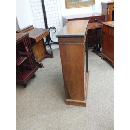 Kleiner antiker Bücherschrank aus Nussbaum, viktorianisch, ca. 1870