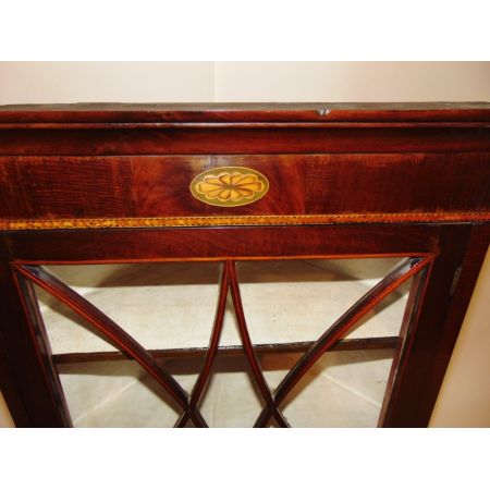 Schottischer Sheraton Eckschrank aus Mahagoni