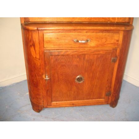 Antiker Küchenschrank aus Eiche, aus den 1930er Jahren