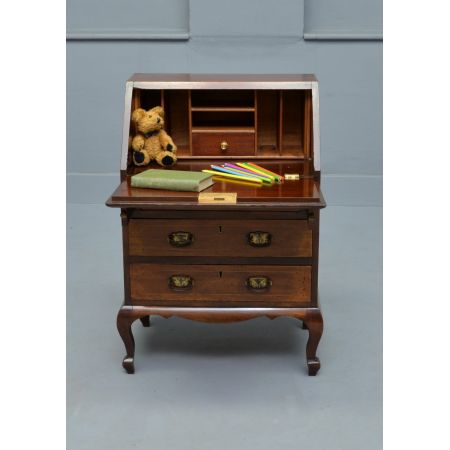 Seltener Kinderschreibtisch aus Mahagoni mit Intarsien, antik, 19. Jahrhundert