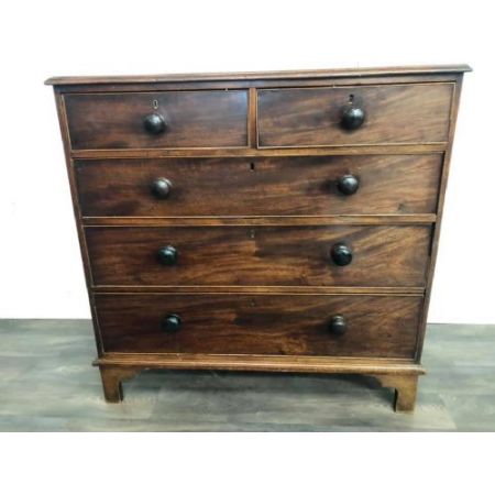 Antike Kommode aus der Zeit George III.