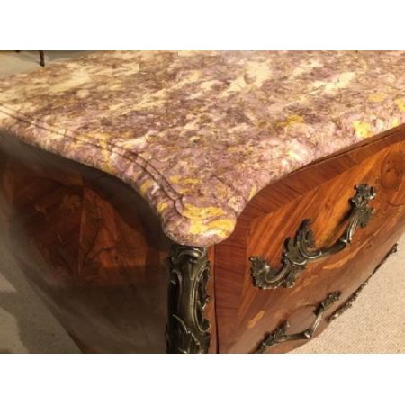 Antike, französische Veilchenholz Kommode im Louis XV-Stil