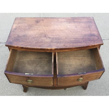 Antike Bowfront Kommode aus Mahagoni 