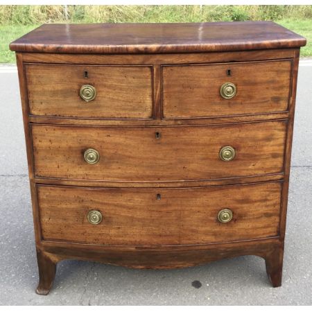 Antike Bowfront Kommode aus Mahagoni 
