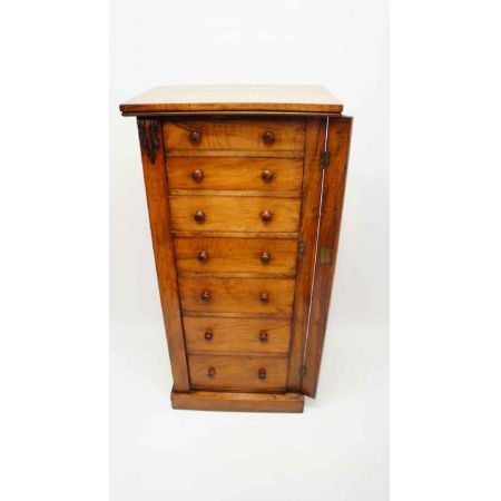 Antike Wellington Wallnusskommode aus der viktroianischen Epoche