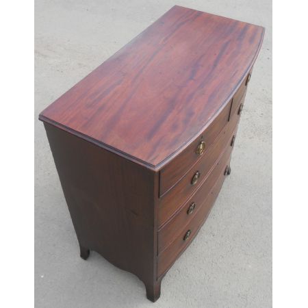 Antike georgische Bow Front Kommode aus Mahagoni 