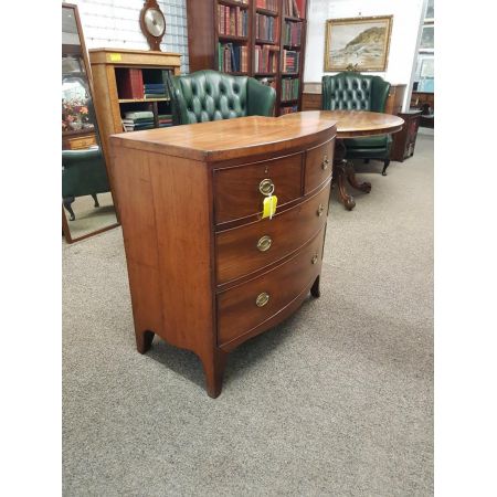 Kleine antike Bowfront Kommode