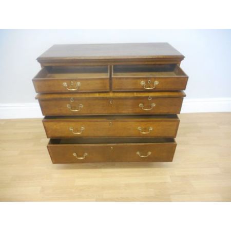 Antike georgische Kommode aus Eiche 