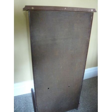 Hoher Nachttisch aus Mahagoni mit Schublade