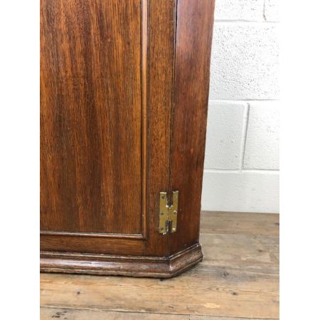 Antiker Eichenschrank aus dem 19. Jahrhundert