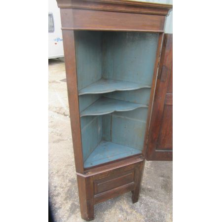 Antiker Eckschrank aus Eiche