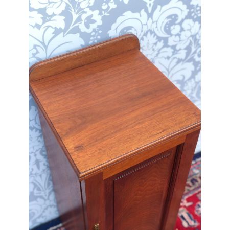 Antiker edwardianischer Nachttischschrank aus Mahagoni