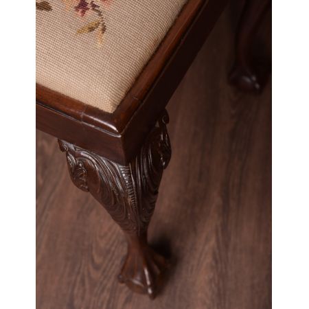 Antiker Hocker aus Mahagoni