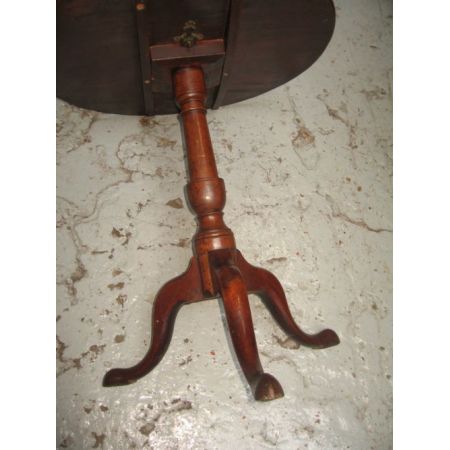 antiker Beistelltisch aus Mahagoni Massivholz georgianisch