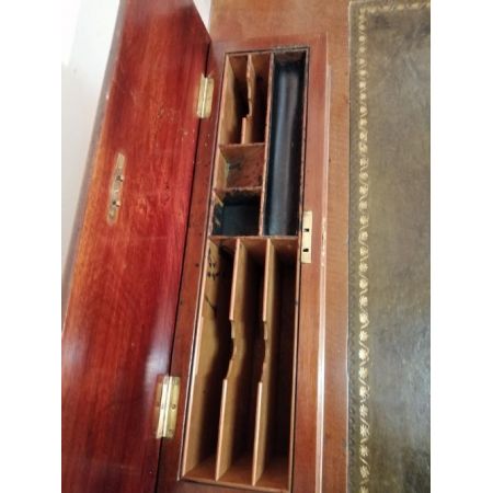 Antiker Damen Schreibtisch aus dem Jahr 1910