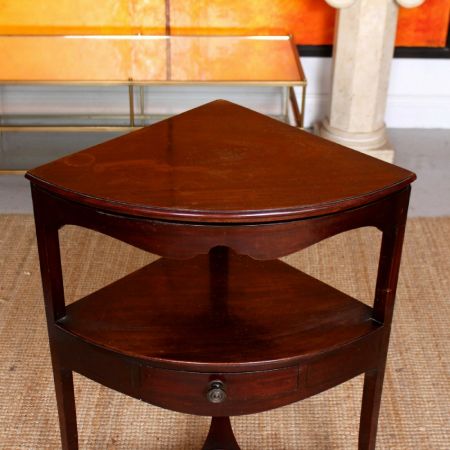 Antiker, georgischer Eckwaschständer aus Mahagoni