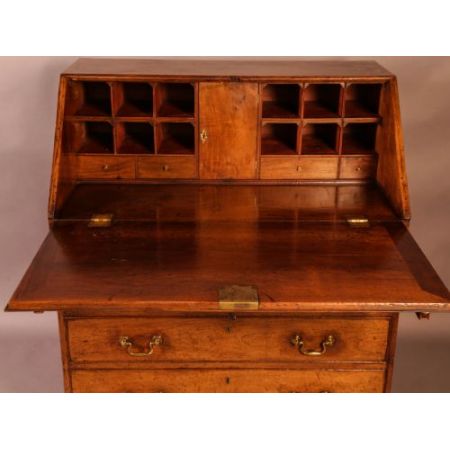 Antiker georgianischer Sekretär aus Walnussholz