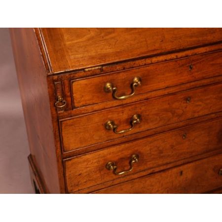 Antiker georgianischer Sekretär aus Walnussholz