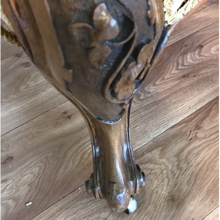 Antike viktorianische Couch aus Walnussholz