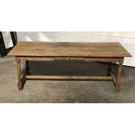 Fanzösischer Farmhouse Tisch mit Schubladen.