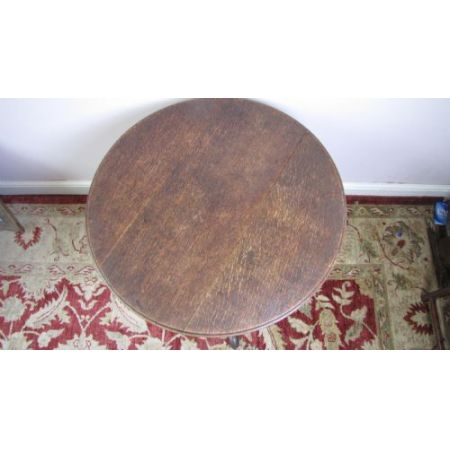 Antiker Rundtisch aus Eichenholz aus dem 19. Jahrhundert