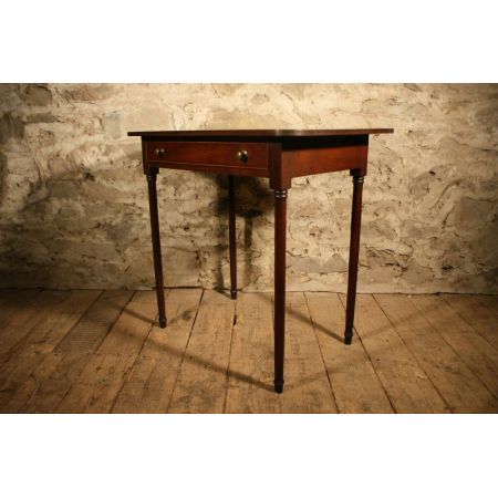 Beistelltisch aus Eichenholz aus dem 19. Jahrhundert