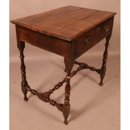 Antiker Beistelltisch aus Eichenholz aus dem 17. Jahrhundert