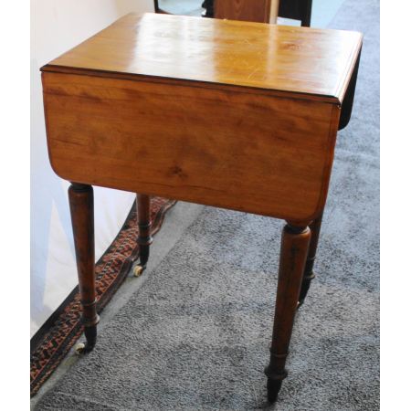 Kleiner viktorianischer Satinholz-Drop-Leaf-Tisch