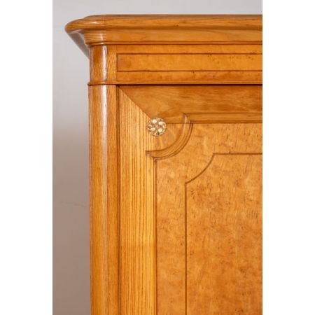 antikes Paar Kleiderschränke aus französichem Rotahorn Massivholz 1860