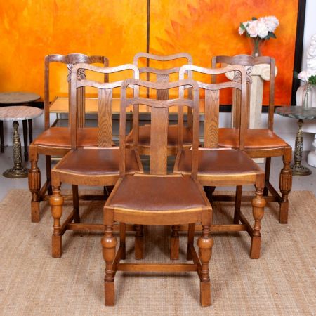 antike Esstisch mit sechs passenden Stühlen aus Eiche Massivholz 1920