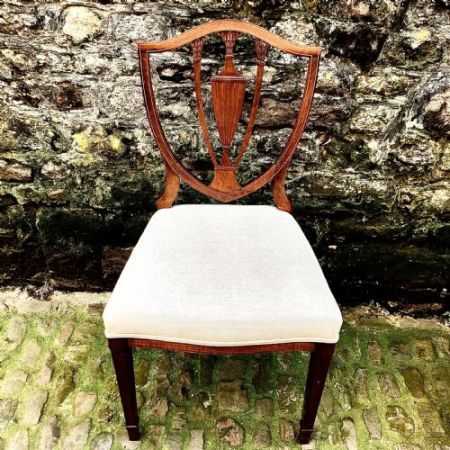 Antikes Paar edwardianischer Side Chairs aus Mahagoni