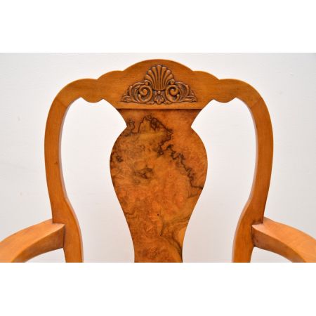 Antiker Walnuss Esstisch und 8 Stühle im Queen Anne Stil