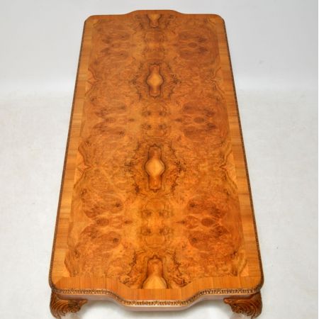 Antiker Walnuss Esstisch und 8 Stühle im Queen Anne Stil