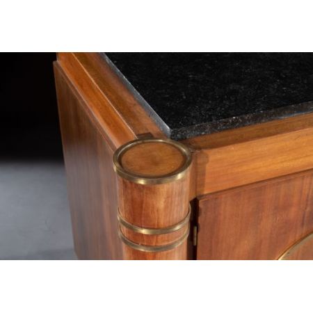 Antike elegante französische Kommode aus fossilem Marmor im späten Art-Deco-Stil