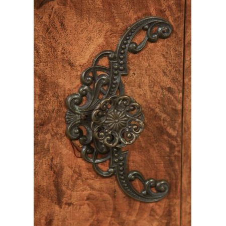 Antikes englisches Art-Deco-Epstein-Grat-Walnuss-Wolkenform Sideboard (circa 1930)