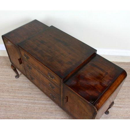 Antikes Art Deco Sideboard aus Nussbaumholz