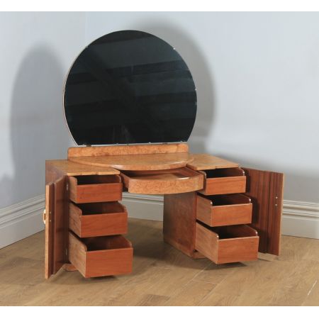 Sechsteiliges Schlafzimmerset im antiken englischen Art-Déco-Stil aus Wurzelnussholz Massivholz von M. P. Davis Furniture Manufacturers of London um 1930