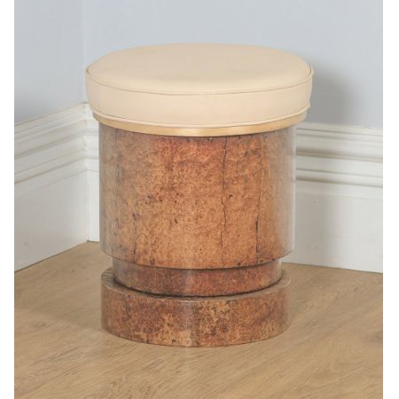 Sechsteiliges Schlafzimmerset im antiken englischen Art-Déco-Stil aus Wurzelnussholz Massivholz von M. P. Davis Furniture Manufacturers of London um 1930