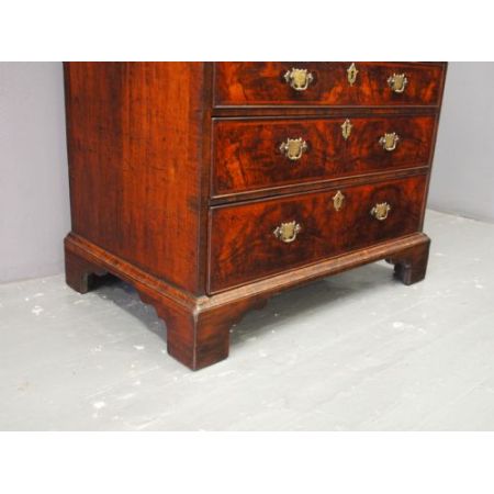 Antiker Sekretär von George II. aus Nussbaumholz Massivholz um 1750