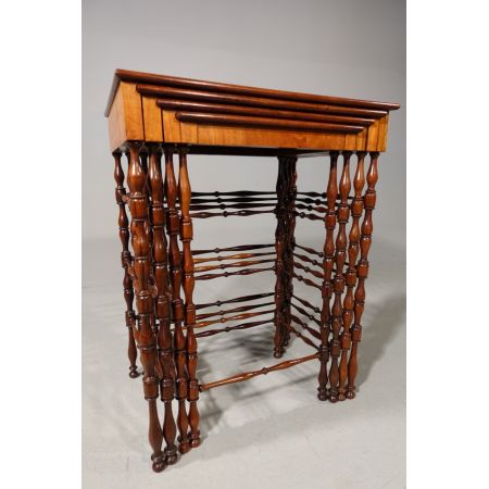 Premium! Antikes Quartett von Tischen von Gillows of Lancaster and London aus Palisander und Amboina Massivholz um 1815