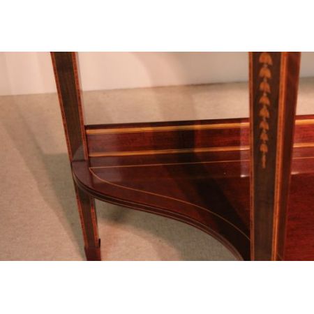 Premium! Antike 'edward & robert' Serpentinenvitrine aus dem späten 19. Jahrhundert