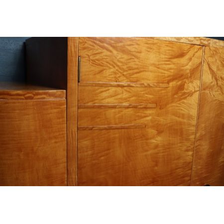 Antiker Art-Deco-Cocktailschrank aus Bergahorn um 1930