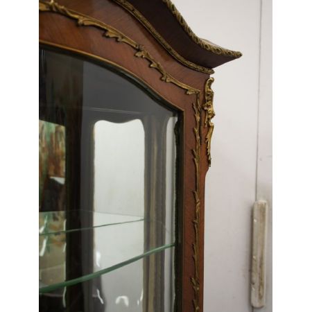 Antike französische Palisander Bombe Front Vitrine