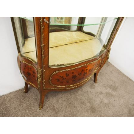 Antike französische Palisander Bombe Front Vitrine