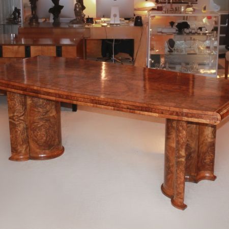 Englischer Art-Déco Esstisch und Stühle aus Nussbaumholz Massivholz um 1935 antik