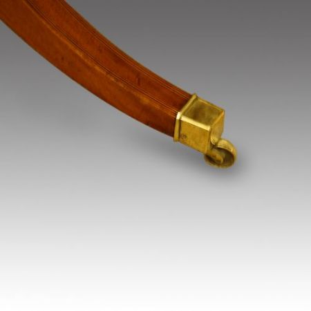 Antiker Mahagoni Esstisch im georgianischen Stil mit drei Säulen